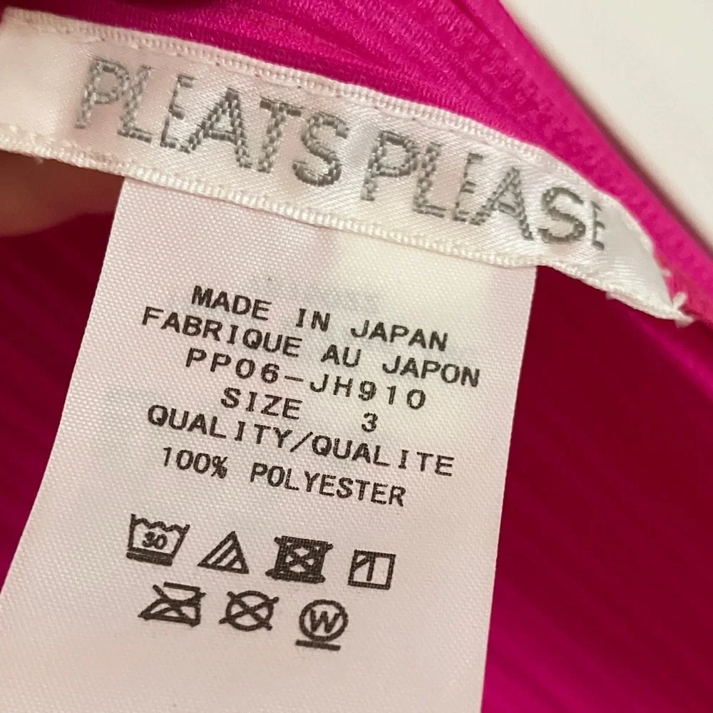 Pleats Please Issey Miyake Vibrant Pink Technical Longline Dress - Picture 10 of 10